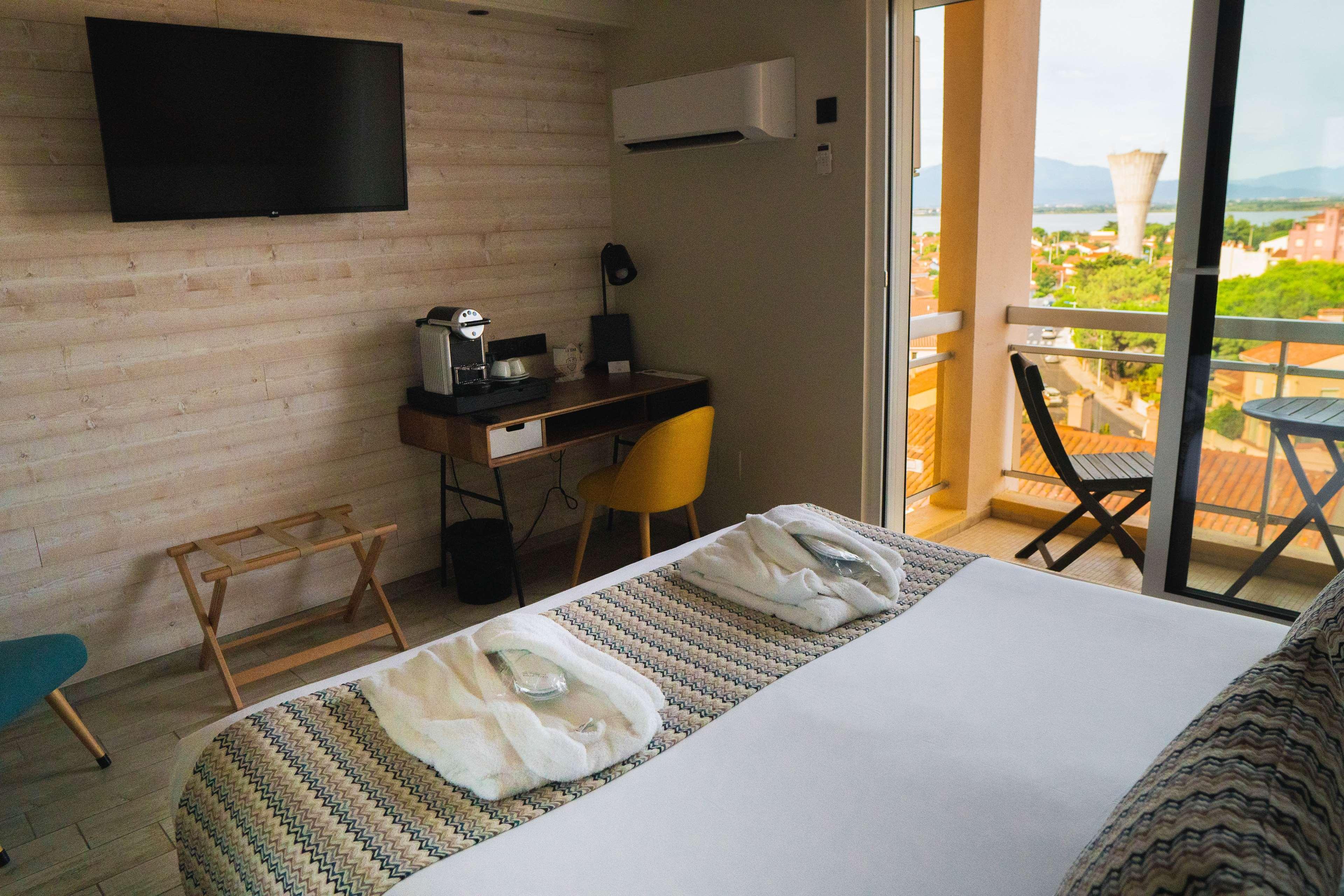 Western Canet-plage Hotel 4*